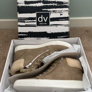 Dolce Vita Womens Anjel Taupe High Top Casual and Fashion Sneakers Shoes NWT